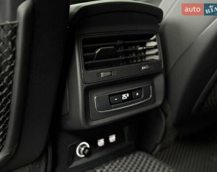 Белый Ауди Q8, объемом двигателя 3 л и пробегом 142 тыс. км за 43000 $, фото 13 на Automoto.ua