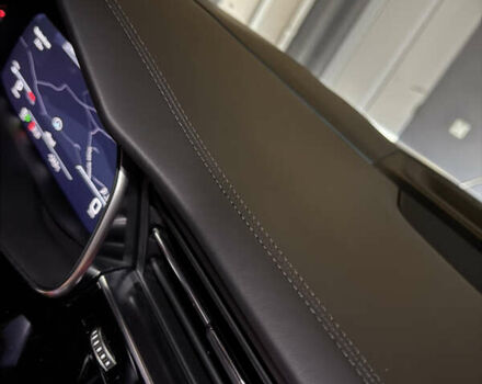 Білий Ауді Q8, об'ємом двигуна 3 л та пробігом 118 тис. км за 54000 $, фото 18 на Automoto.ua