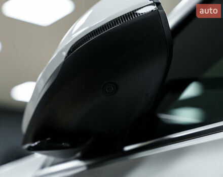 Белый Ауди Q8, объемом двигателя 3 л и пробегом 60 тыс. км за 62300 $, фото 27 на Automoto.ua