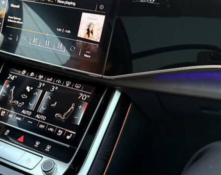 Белый Ауди Q8, объемом двигателя 0 л и пробегом 99 тыс. км за 59800 $, фото 28 на Automoto.ua