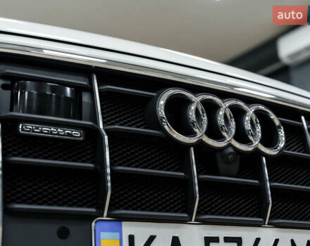 Белый Ауди Q8, объемом двигателя 3 л и пробегом 60 тыс. км за 62300 $, фото 3 на Automoto.ua