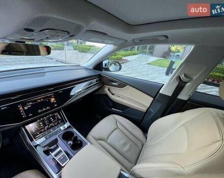 Белый Ауди Q8, объемом двигателя 3 л и пробегом 74 тыс. км за 63999 $, фото 2 на Automoto.ua