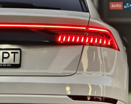 Білий Ауді Q8, об'ємом двигуна 3 л та пробігом 108 тис. км за 54999 $, фото 16 на Automoto.ua