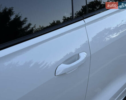 Белый Ауди Q8, объемом двигателя 3 л и пробегом 160 тыс. км за 52900 $, фото 20 на Automoto.ua