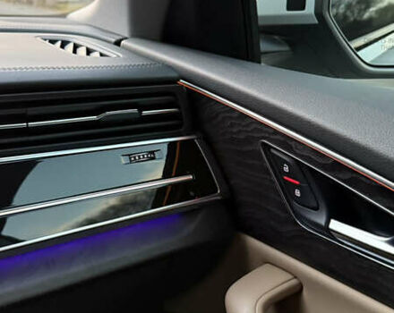 Белый Ауди Q8, объемом двигателя 0 л и пробегом 99 тыс. км за 59800 $, фото 27 на Automoto.ua