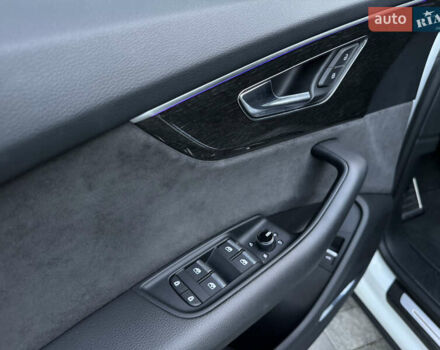 Белый Ауди Q8, объемом двигателя 3 л и пробегом 160 тыс. км за 52900 $, фото 57 на Automoto.ua