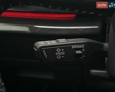 Ауді Q8 2019 у Києві на Automoto.ua Білий Ауді Q8, об'ємом двигуна 3 л та пробігом 60 тис. км за 64990 $, фото 26 на Automoto.ua