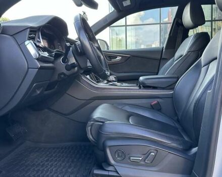 Білий Ауді Q8, об'ємом двигуна 3 л та пробігом 118 тис. км за 64999 $, фото 33 на Automoto.ua
