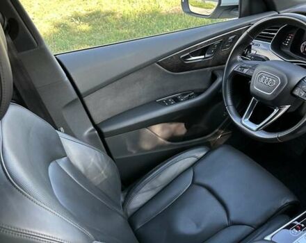 Білий Ауді Q8, об'ємом двигуна 3 л та пробігом 118 тис. км за 64999 $, фото 24 на Automoto.ua
