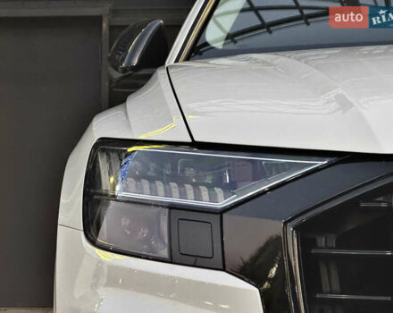 Білий Ауді Q8, об'ємом двигуна 3 л та пробігом 108 тис. км за 54999 $, фото 10 на Automoto.ua