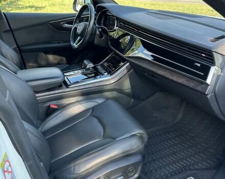 Білий Ауді Q8, об'ємом двигуна 3 л та пробігом 118 тис. км за 64999 $, фото 18 на Automoto.ua