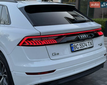 Белый Ауди Q8, объемом двигателя 3 л и пробегом 160 тыс. км за 52900 $, фото 22 на Automoto.ua