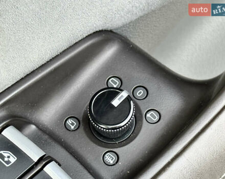 Білий Ауді Q8, об'ємом двигуна 3 л та пробігом 108 тис. км за 54999 $, фото 48 на Automoto.ua