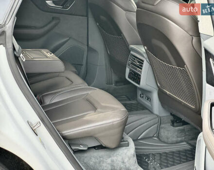 Білий Ауді Q8, об'ємом двигуна 3 л та пробігом 108 тис. км за 54999 $, фото 37 на Automoto.ua