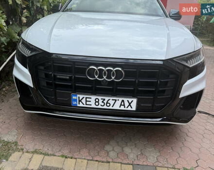 Белый Ауди Q8, объемом двигателя 2.97 л и пробегом 155 тыс. км за 53000 $, фото 3 на Automoto.ua