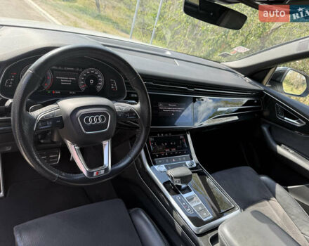 Белый Ауди Q8, объемом двигателя 2.97 л и пробегом 155 тыс. км за 53000 $, фото 14 на Automoto.ua