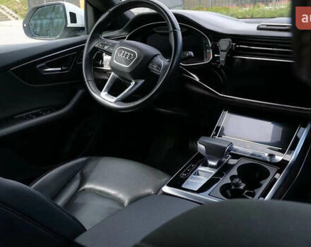 Белый Ауди Q8, объемом двигателя 3 л и пробегом 110 тыс. км за 56000 $, фото 7 на Automoto.ua