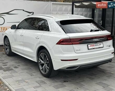 Ауді Q8 2019 у Києві на Automoto.ua Білий Ауді Q8, об'ємом двигуна 3 л та пробігом 60 тис. км за 64990 $, фото 8 на Automoto.ua