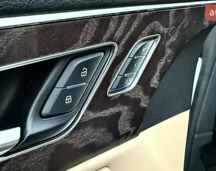 Білий Ауді Q8, об'ємом двигуна 3 л та пробігом 122 тис. км за 49999 $, фото 44 на Automoto.ua