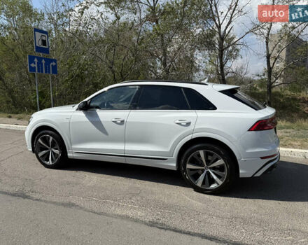 Белый Ауди Q8, объемом двигателя 2.97 л и пробегом 155 тыс. км за 53000 $, фото 13 на Automoto.ua