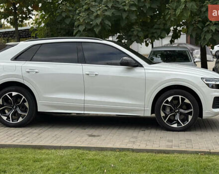 Белый Ауди Q8, объемом двигателя 3 л и пробегом 152 тыс. км за 39999 $, фото 2 на Automoto.ua