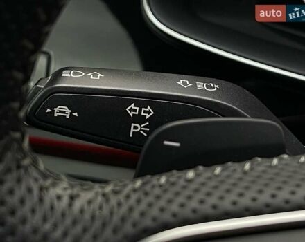 Ауді Q8 2019 у Києві на Automoto.ua Білий Ауді Q8, об'ємом двигуна 3 л та пробігом 60 тис. км за 64990 $, фото 25 на Automoto.ua