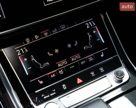 Белый Ауди Q8, объемом двигателя 3 л и пробегом 60 тыс. км за 62300 $, фото 23 на Automoto.ua