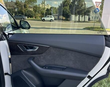 Білий Ауді Q8, об'ємом двигуна 3 л та пробігом 118 тис. км за 64999 $, фото 26 на Automoto.ua