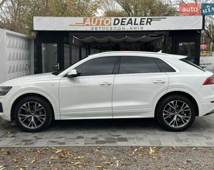 Ауді Q8 2019 у Києві на Automoto.ua Білий Ауді Q8, об'ємом двигуна 3 л та пробігом 60 тис. км за 64990 $, фото 7 на Automoto.ua