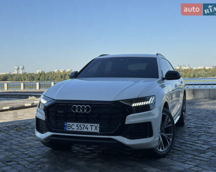 Білий Ауді Q8, об'ємом двигуна 2.97 л та пробігом 151 тис. км за 54900 $, фото 11 на Automoto.ua