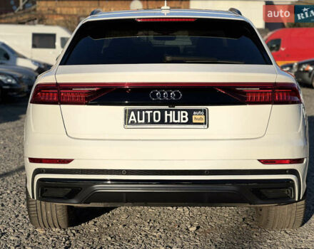 Білий Ауді Q8, об'ємом двигуна 2.97 л та пробігом 214 тис. км за 54000 $, фото 12 на Automoto.ua