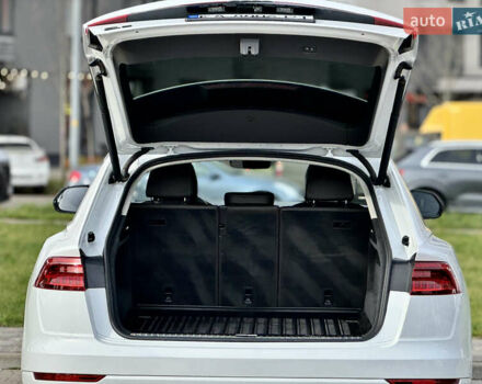 Білий Ауді Q8, об'ємом двигуна 3 л та пробігом 108 тис. км за 54999 $, фото 17 на Automoto.ua