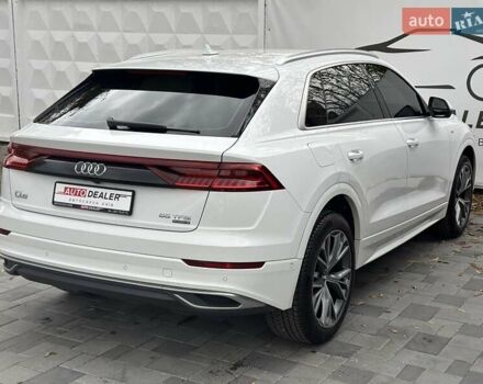 Ауді Q8 2019 у Києві на Automoto.ua Білий Ауді Q8, об'ємом двигуна 3 л та пробігом 60 тис. км за 64990 $, фото 11 на Automoto.ua