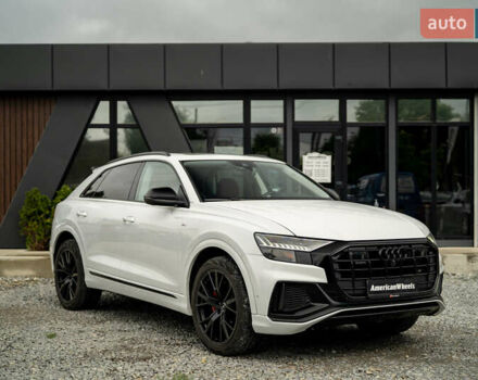 Белый Ауди Q8, объемом двигателя 3 л и пробегом 51 тыс. км за 55800 $, фото 2 на Automoto.ua