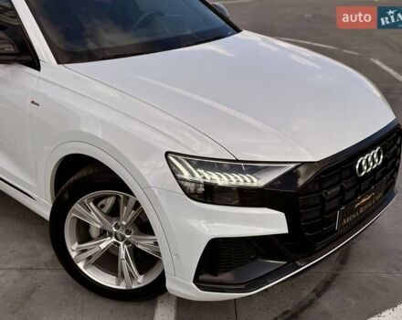 Белый Ауди Q8, объемом двигателя 2.97 л и пробегом 166 тыс. км за 57000 $, фото 3 на Automoto.ua