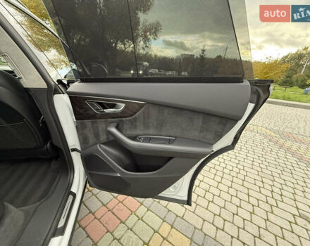 Ауди Q8 2020 в Львове на Automoto.ua Белый Ауди Q8, объемом двигателя 3 л и пробегом 76 тыс. км за 64100 $, фото 28 на Automoto.ua