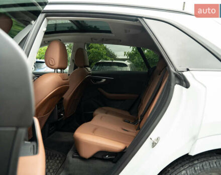 Белый Ауди Q8, объемом двигателя 3 л и пробегом 51 тыс. км за 55800 $, фото 62 на Automoto.ua