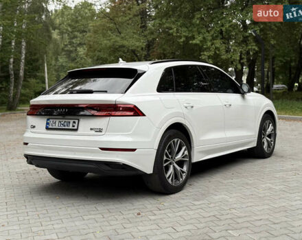Белый Ауди Q8, объемом двигателя 2.97 л и пробегом 47 тыс. км за 64000 $, фото 3 на Automoto.ua