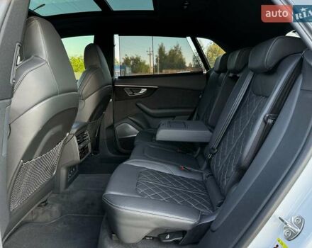 Белый Ауди Q8, объемом двигателя 3 л и пробегом 107 тыс. км за 74267 $, фото 80 на Automoto.ua