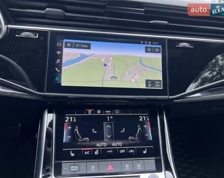 Белый Ауди Q8, объемом двигателя 3 л и пробегом 110 тыс. км за 63300 $, фото 77 на Automoto.ua