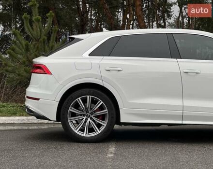 Белый Ауди Q8, объемом двигателя 3 л и пробегом 110 тыс. км за 63300 $, фото 17 на Automoto.ua