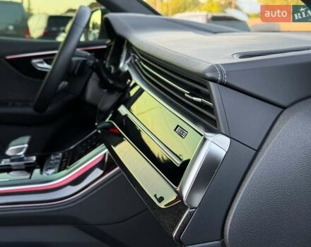Белый Ауди Q8, объемом двигателя 3 л и пробегом 107 тыс. км за 74267 $, фото 105 на Automoto.ua