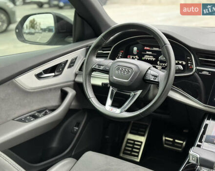 Белый Ауди Q8, объемом двигателя 2.97 л и пробегом 65 тыс. км за 65000 $, фото 32 на Automoto.ua