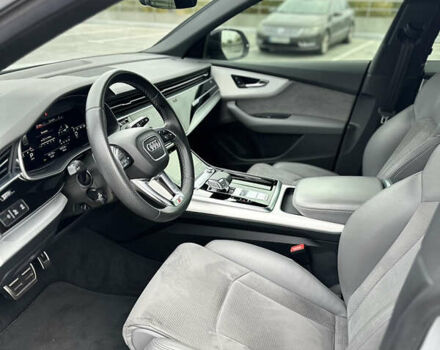 Белый Ауди Q8, объемом двигателя 2.97 л и пробегом 65 тыс. км за 65000 $, фото 17 на Automoto.ua