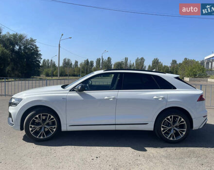 Белый Ауди Q8, объемом двигателя 2.97 л и пробегом 87 тыс. км за 70000 $, фото 2 на Automoto.ua