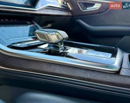 Белый Ауди Q8, объемом двигателя 2.97 л и пробегом 166 тыс. км за 57000 $, фото 45 на Automoto.ua