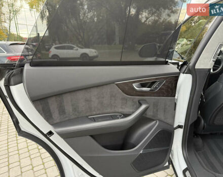 Ауди Q8 2020 в Львове на Automoto.ua Белый Ауди Q8, объемом двигателя 3 л и пробегом 76 тыс. км за 64100 $, фото 37 на Automoto.ua