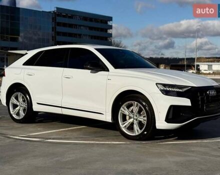 Белый Ауди Q8, объемом двигателя 2.97 л и пробегом 166 тыс. км за 57000 $, фото 1 на Automoto.ua