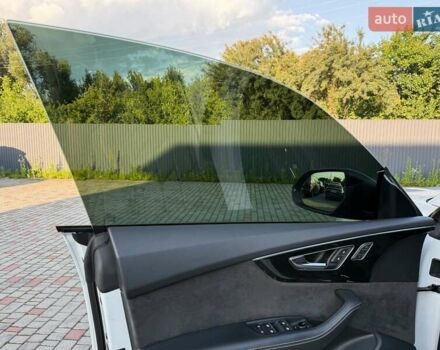 Белый Ауди Q8, объемом двигателя 3 л и пробегом 107 тыс. км за 74267 $, фото 35 на Automoto.ua