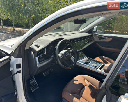 Білий Ауді Q8, об'ємом двигуна 2.97 л та пробігом 109 тис. км за 61500 $, фото 9 на Automoto.ua